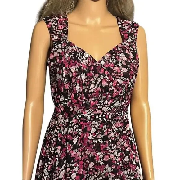 White House black market Fit Flare 4 Floral Black Feminine - Picture 3 of 10